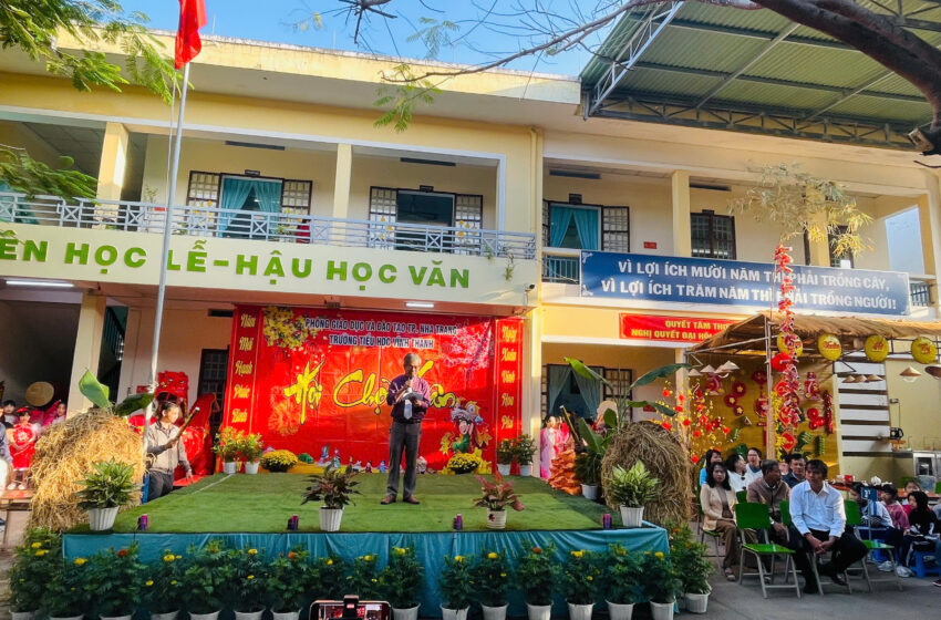  HỘI CHỢ XUÂN 2025